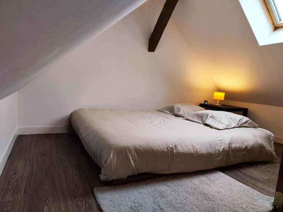 Duplex - Proche Gare & Centre Apartment Compiègne Екстериор снимка